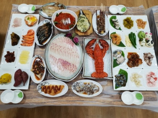 여수맛집 ‘진남횟집’, 겨울 시즌 제철 모듬회 정식과 연포탕 인기