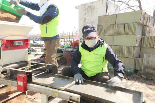 [기업사회활동] NH농협은행 HR부문, 쌀재배농가 찾아 농촌일손돕기 실시