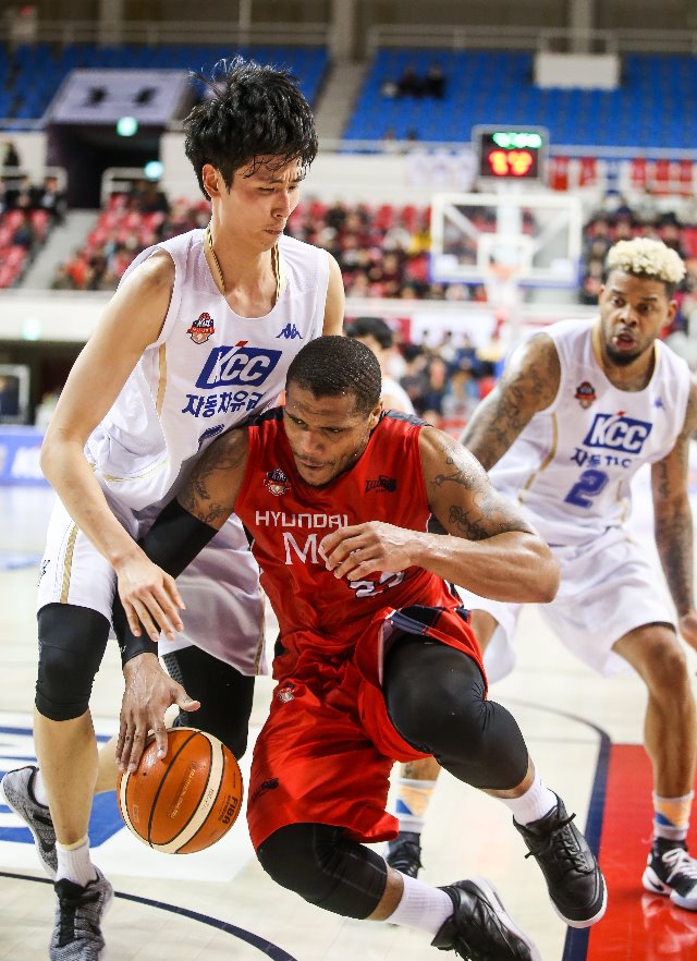 [KBL 기록실] 데뷔 첫 더블더블 밀러, 오늘부터 밀러타임
