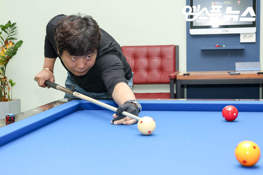 [인터뷰] 벨기에 3쿠션 WC 돌풍의 주역 서창훈…축구선수에서 당구선수로