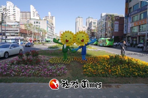 양천구, 해누리 조형물 제작 설치완료