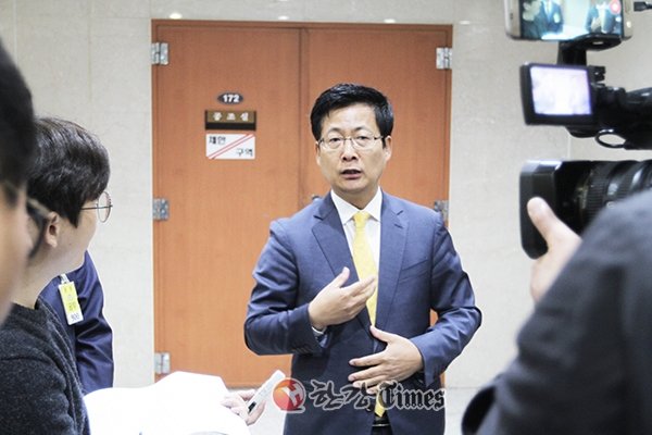 최성 고양시장 박원순과 고소 공조