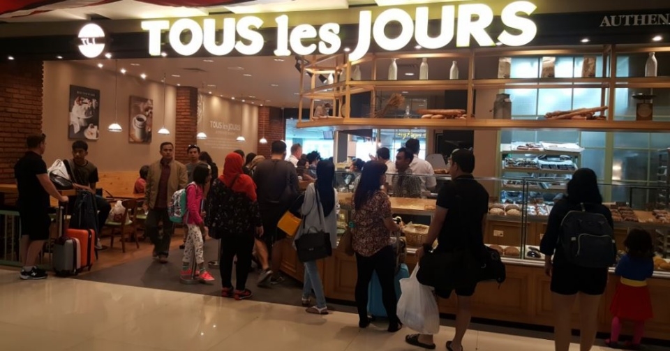 CJ푸드빌, 세계 최대 휴양도시 발리 공항에 뚜레쥬르 개점