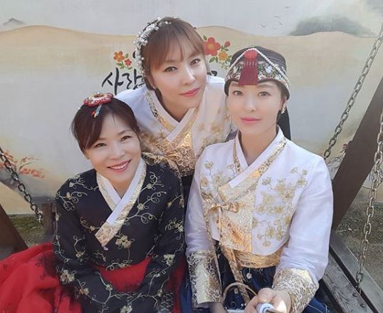 이다희, 우월한 유전자 입증하는 세모녀 인증샷 세자매 아님