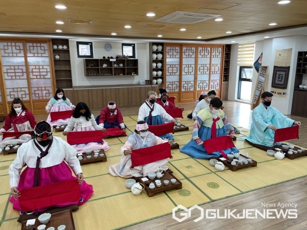 대구시 수성구청, 외국인 대상 한국전통문화 토요체험 운영