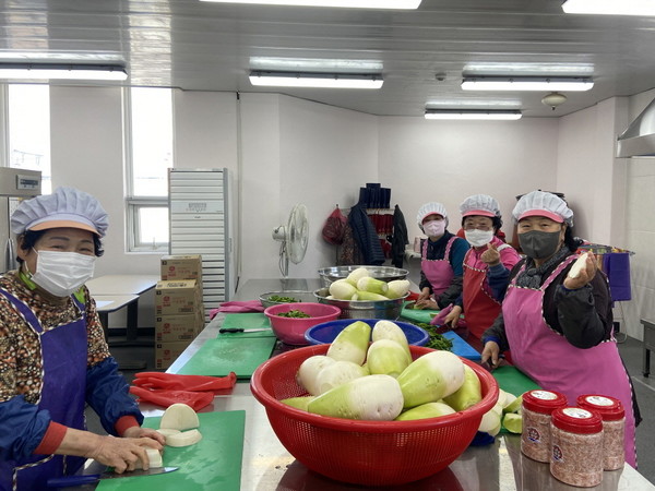 거창종합사회복지관, 재가복지 반찬지원 사업 시작