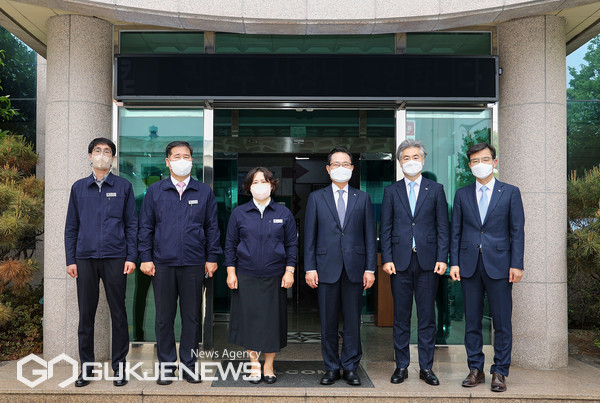 권남주 캠코 사장 중소기업 지원 현장에서 답 찾아야?