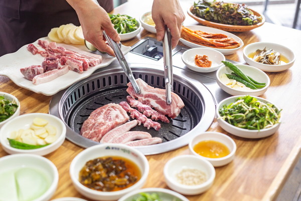 함양군, 지리산마천흑돼지촌 흑돼지 사용 지도점검