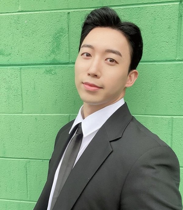 훈 결혼, 유키스 멤버...신부는 배우