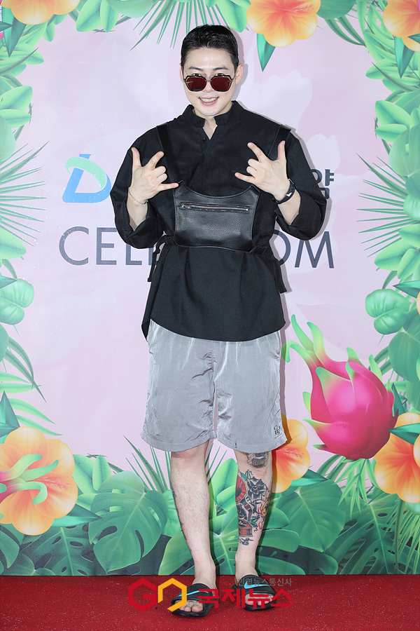 [GJ포토] 이동해 대표, 미디어브릿지도 함께 했어요(메타썸머X셀블룸XNIA그룹 풀파티)