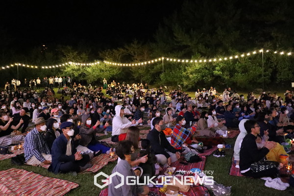 포도뮤지엄 그곳엔 어떠한 편견도 존재하지 않았다