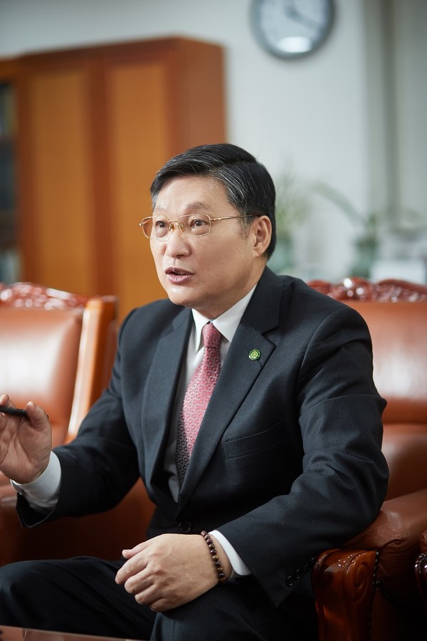 윤양배 전 대한산업안전협회 회장, 노무법인 중앙노동법률사무소 대표공인노무사 취임