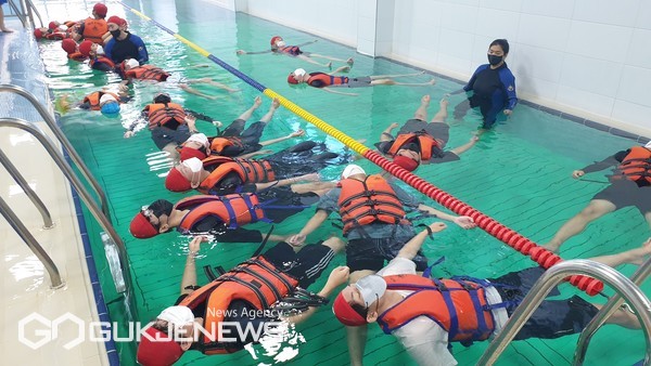 부산 금정전자고, 19~21일 생존수영 프로그램 운영