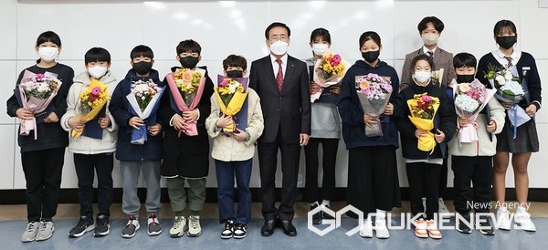 단양군장학회, 단양 빛낸 예체능 우수학생에 장학금 지급