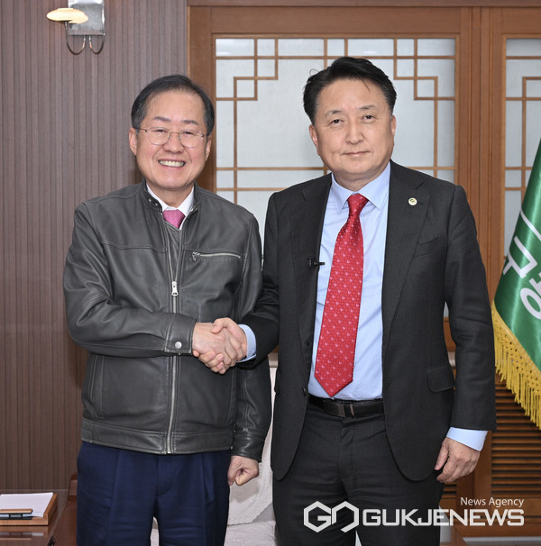 김영환 충북도지사, 홍준표 대구시장 방문 협력사업 발굴 논의 및 특강