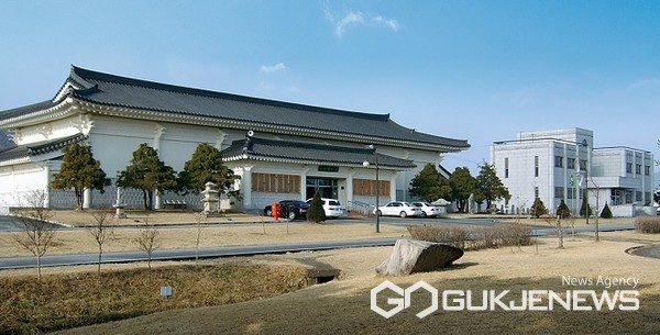 충주박물관, 크리스마스 선물 증정 이벤트 기획