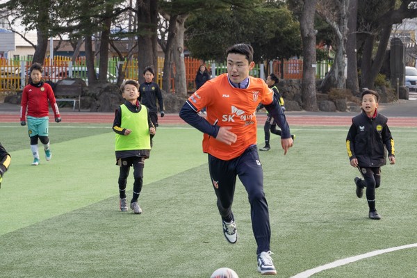 제주, '멀티 플레이어' 이기혁 영입
