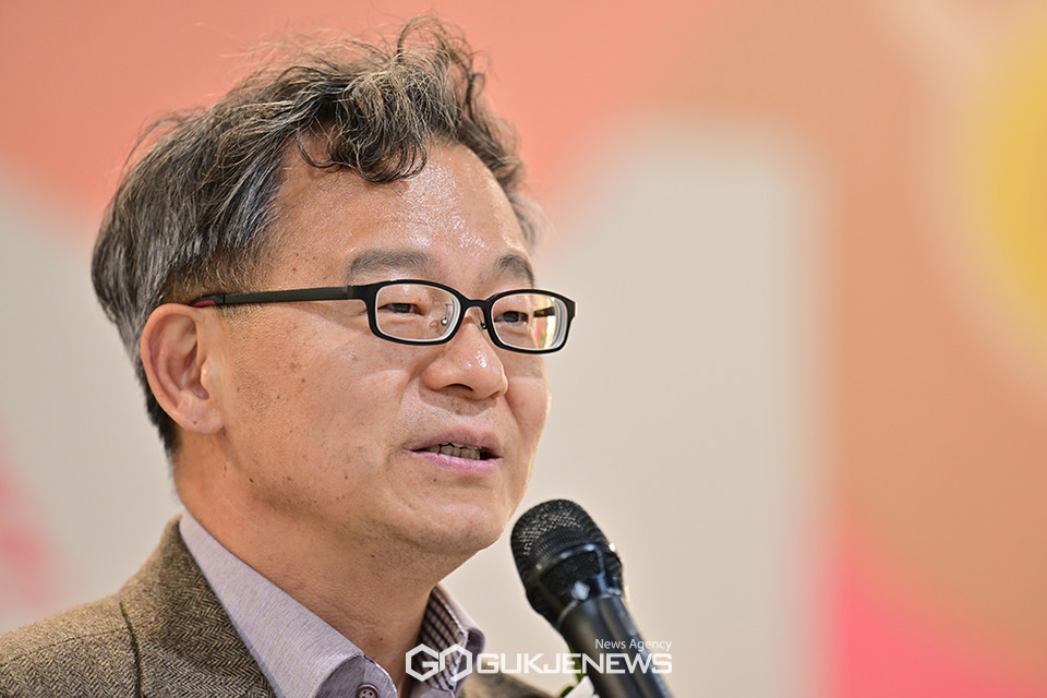 [국제포토] 세종라운지가 교차로의 역할로