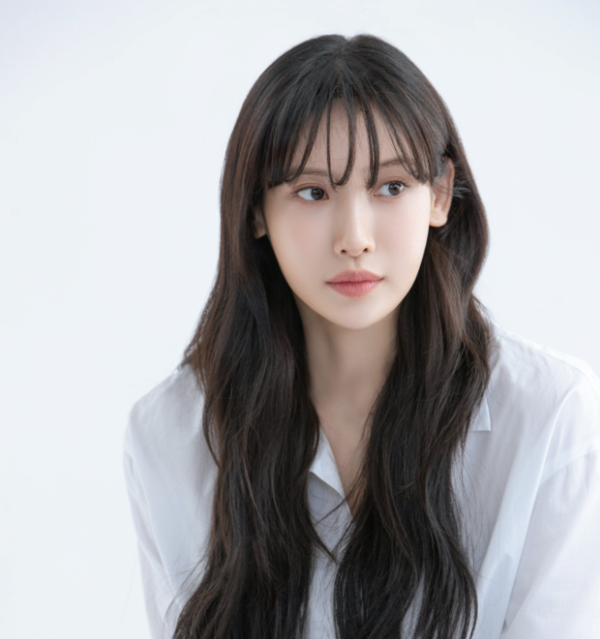 홍서영 전속계약 씨엘엔컴퍼니서 고경표와 한솥밥