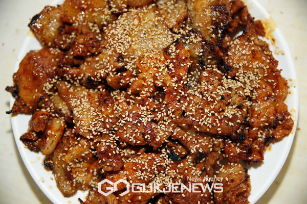 연탄불고기로 강진의 맛과 음악에 취하다