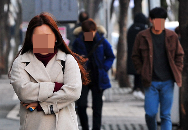 [오늘의 날씨] 패딩 꺼내야 하나 중부지방 출근길 최저 6도 쌀쌀...서울 낮 14도·부산 19도·수원 15도