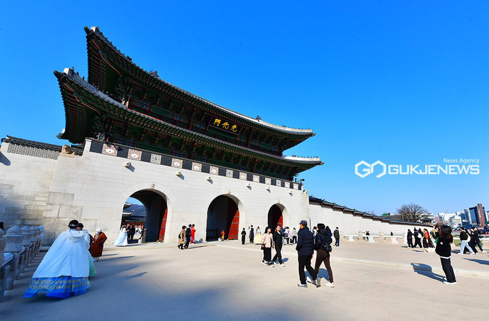 [국제포토] 나들이와 관광 명소 경복궁, 광화문광장