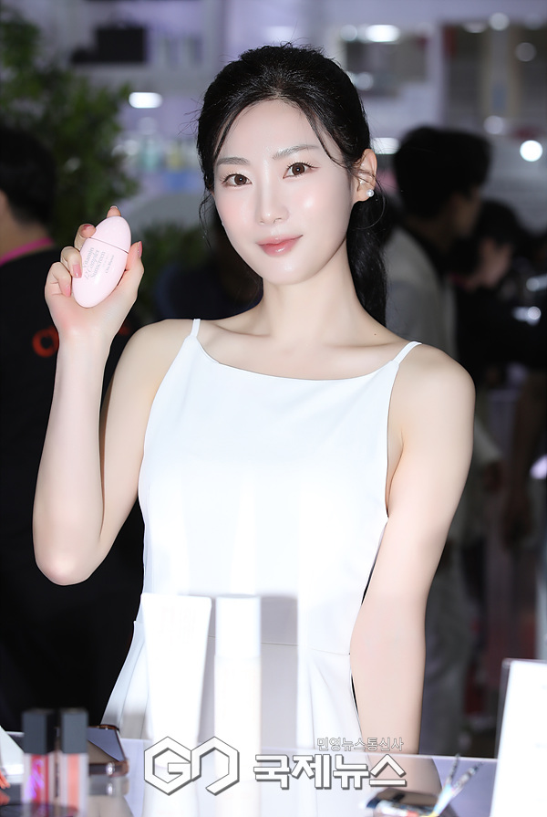 [GJ포토] 가수 조아서, 순백의 여신(시크블랑코)