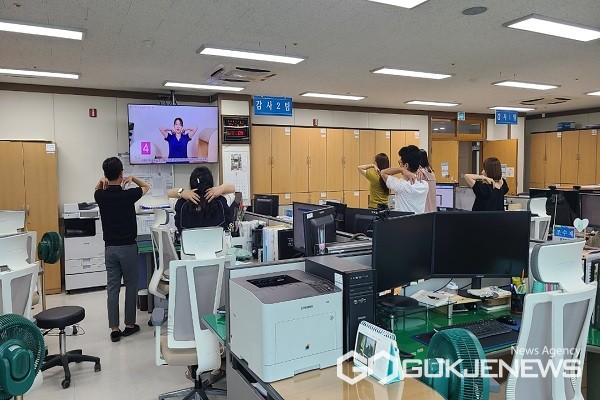 청주교육청, 직원 몸활동 시간 마련 추진