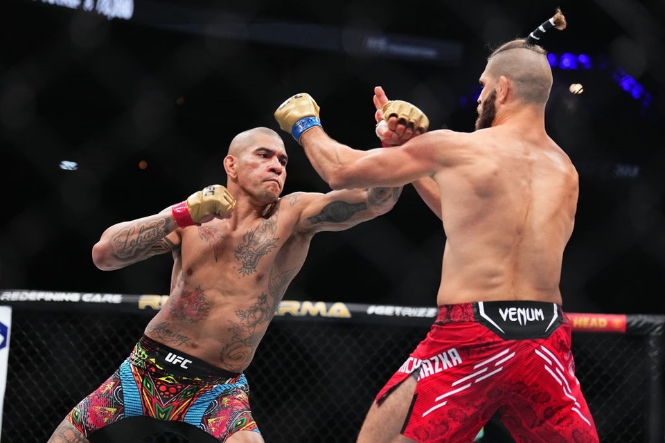 [UFC 307] 알렉스 페레이라, 라이트헤비급 타이틀 3차 방어전...칼릴 라운트리 주니어와 격돌