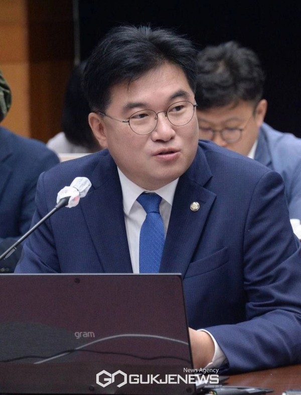 고속도로 알뜰주유소 실상은 황제주유소?