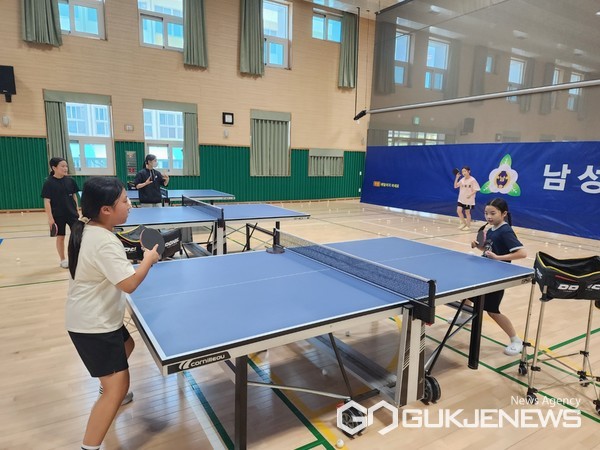 청주 남성초등학교, 여학생 탁구교실 운영