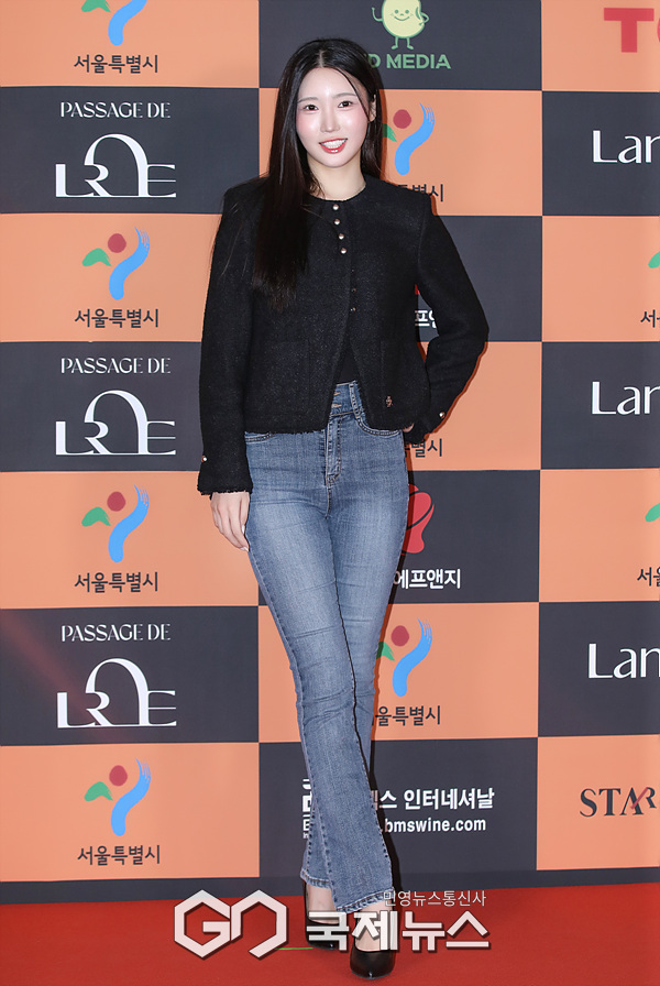 [GJ포토] 미스코리아 이하정, 청바지가 잘 어울리는 청순녀(2024 서울국제영화대상)