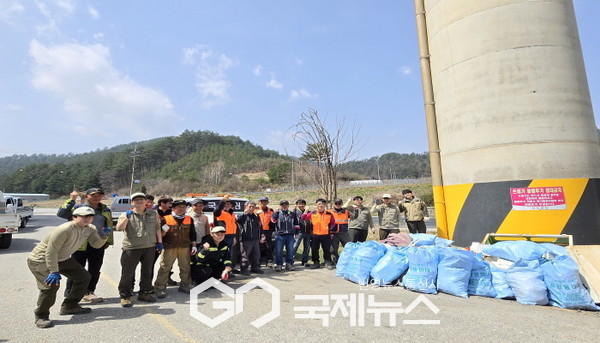 대현리 대정회, 봄맞이 환경정화 및 산불예방활동 실시