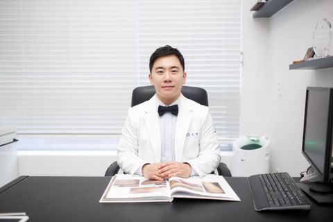  여름철 모공관리, 피부과 복합시술이 적합 