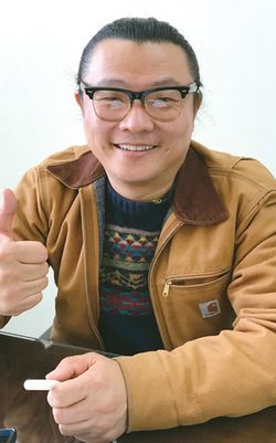 “붕~붕~두 바퀴로 세계여행 함께 떠나요”