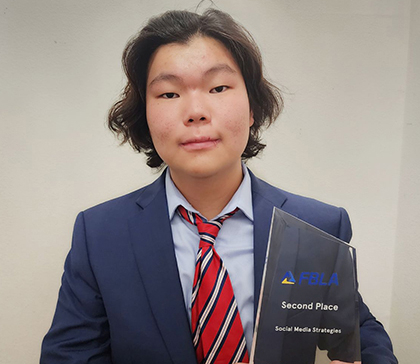 체리크릭 고교 11학년에 재학중인 네이든 손 군