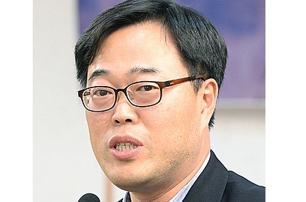 김기식 의원 스마트폰 앱, 개인정보 너무 많이 요구한다