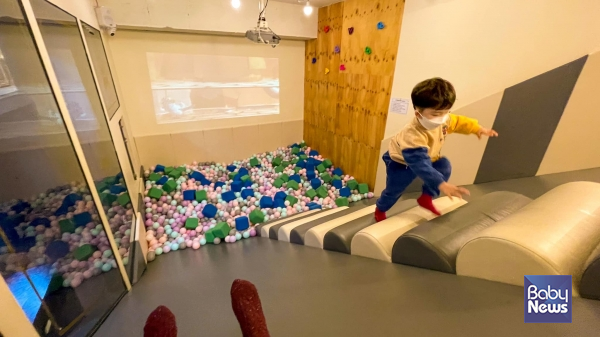농인 엄마가 키즈카페에서 아이를 잃어버렸을 때