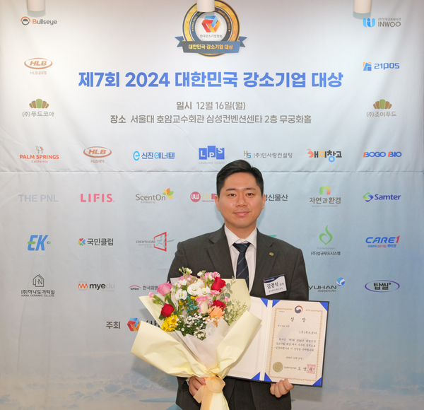 [제7회 대한민국 강소기업 대상] 푸드코아  속 꽉 찬 크림빵 유행시킨 혁신 빵 제조법