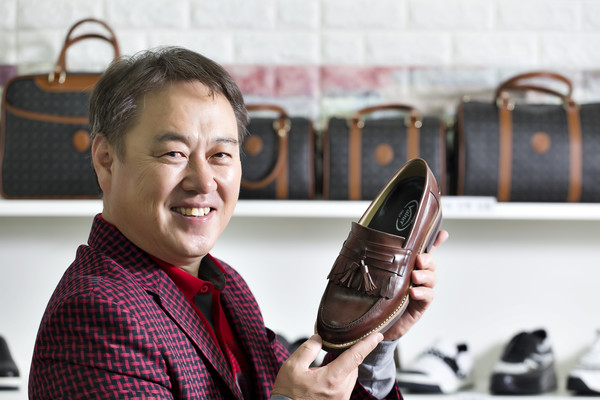 바이네르, 65주년 고객감사 이벤트 실시 중  전품목 30% 세일·희망가요 대전까지 눈길