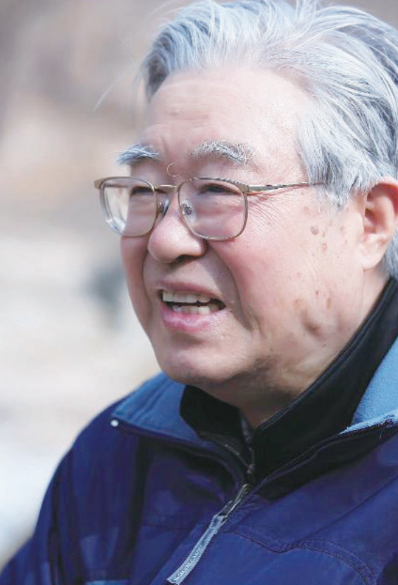 예술원 회원 고 문덕수 시인…아라의 목걸이 들고 본적지로 가다!