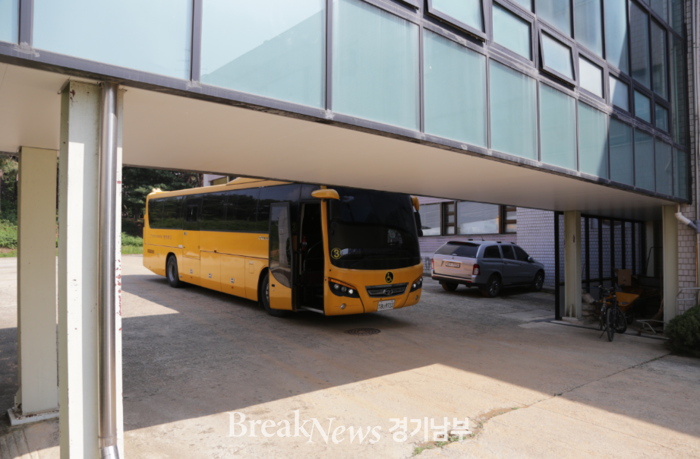 ［포토뉴스］평택시 소사2지구 도시개발로 출입로를 잃은.. 동방복지타운