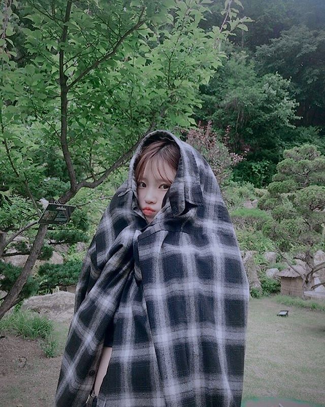 “플로버 보고싶다”..프로미스나인(fromis_9) 송하영, 러블리 매력 종결자