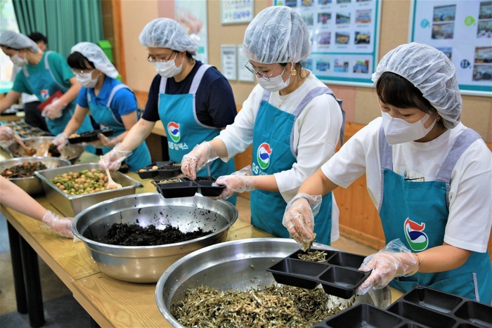 GS칼텍스, 여수 결식 우려 500가구에 행복 반찬꾸러미 전달