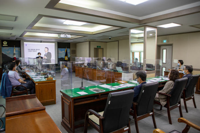 괴산군의회, 2021. 직무 역량강화 교육 진행