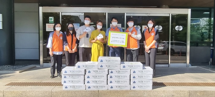 한국전력공사 구리지사, 남양주시 서부희망케어센터에 추석맞이 선물 전달