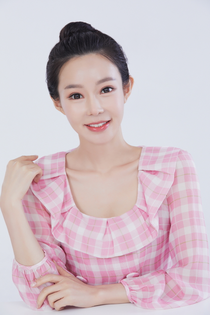 지연수 활동 재개, 에스드림이엔티 측 “왕성한 방송 기대해달라”［공식］