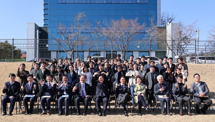 이장우 대전시장, 대전세종연구원 찾아...“대한민국 최고의 씽크탱크 되어 달라”