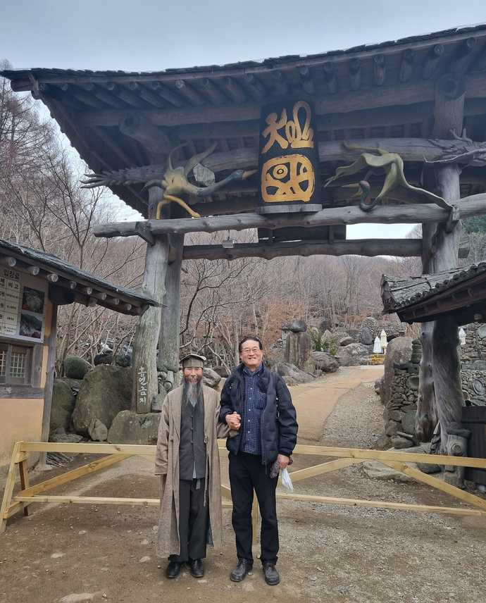 [현지 르포]경남 하동군 삼성궁...월드 디자이너 한풀 선사의 투지(鬪志)