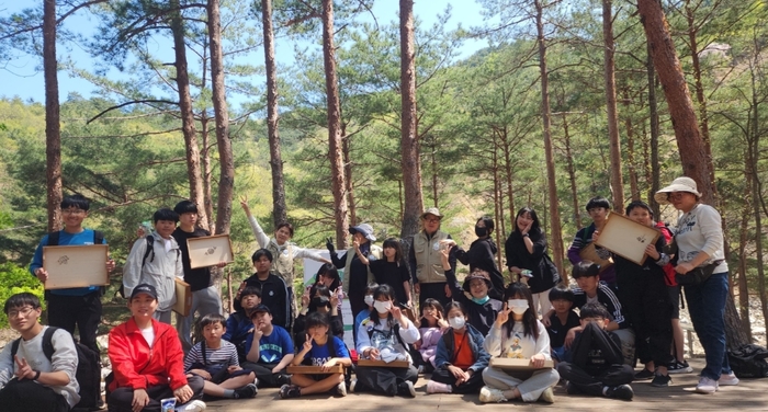 숲과 사람, ‘숲에서 에코토피아인으로 살아보기’ 울진 숲속 야영장에서